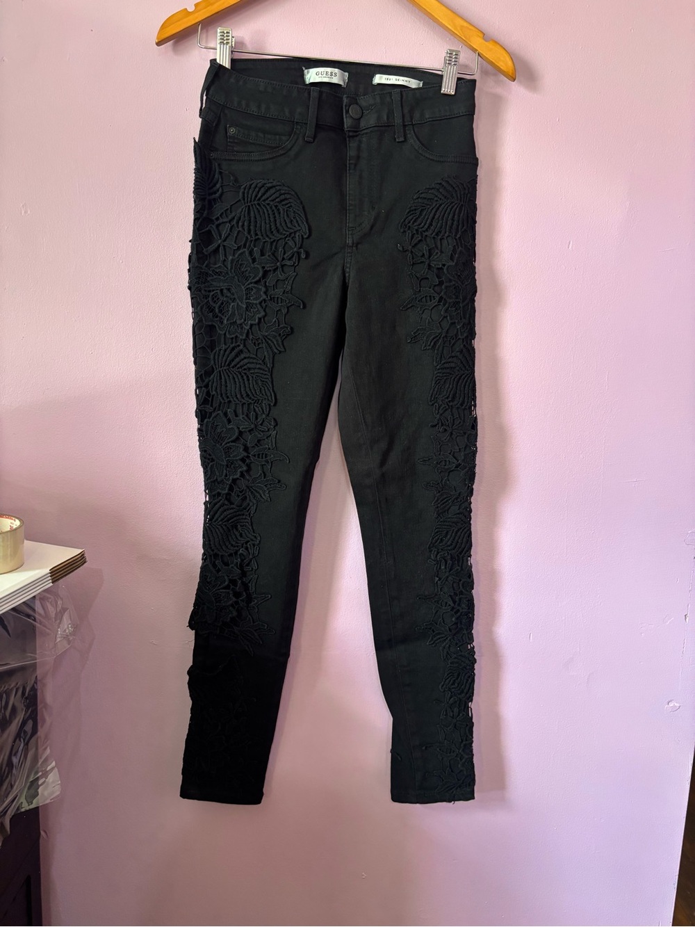 Guess Black Skinny Jeans with Floral Appliqué